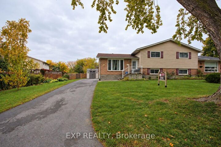 Property Photo:  138 Baker Street  ON K7K 7K9 