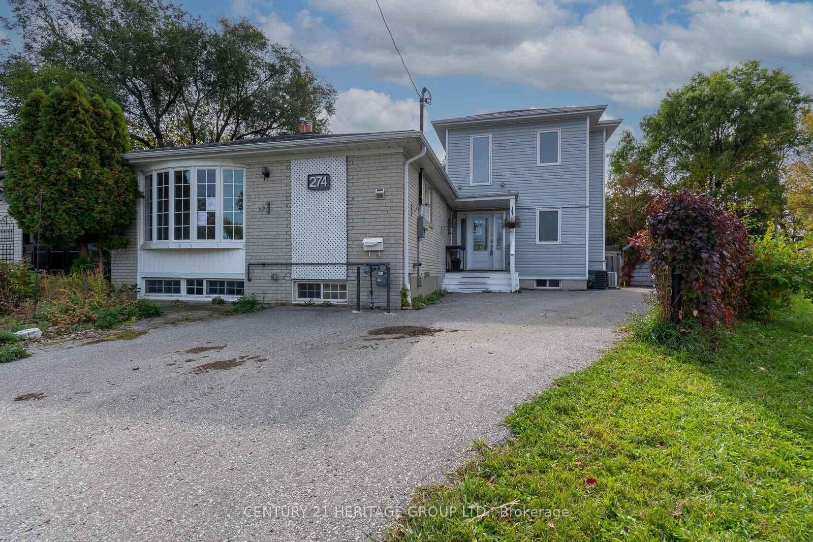 Property Photo:  274 Demaine Crescent  ON L4C 2W5 