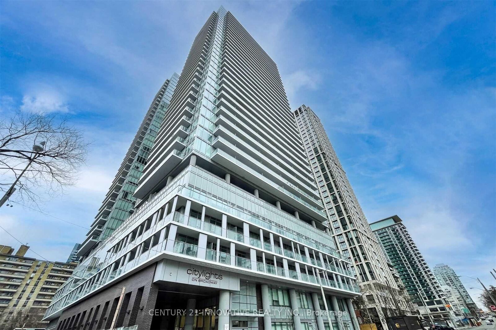 Property Photo:  99 Broadway Avenue 3307  ON M4P 0E3 