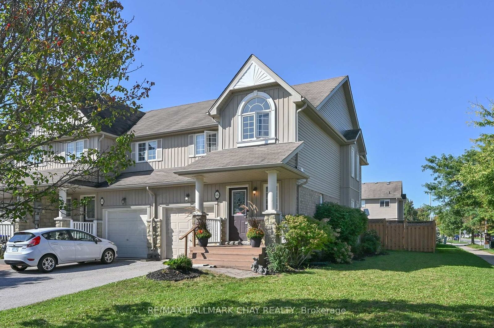 Property Photo:  66 Warman Street  ON L9R 0C1 