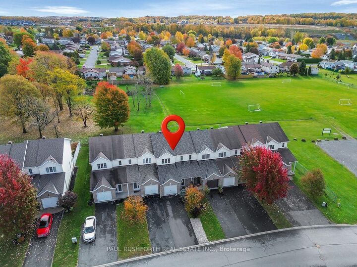 Property Photo:  2601 Raymond Street  ON K4K 0B6 