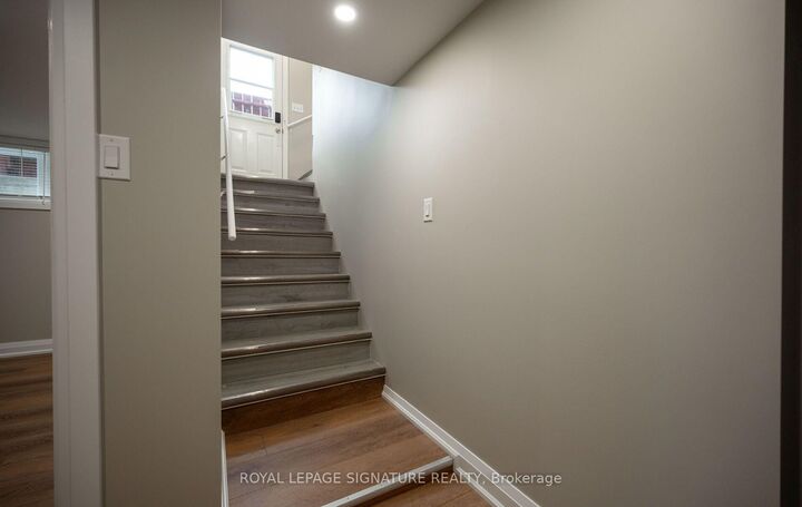 Property Photo:  16 Eleanor Court Lower  ON N1E 1S8 