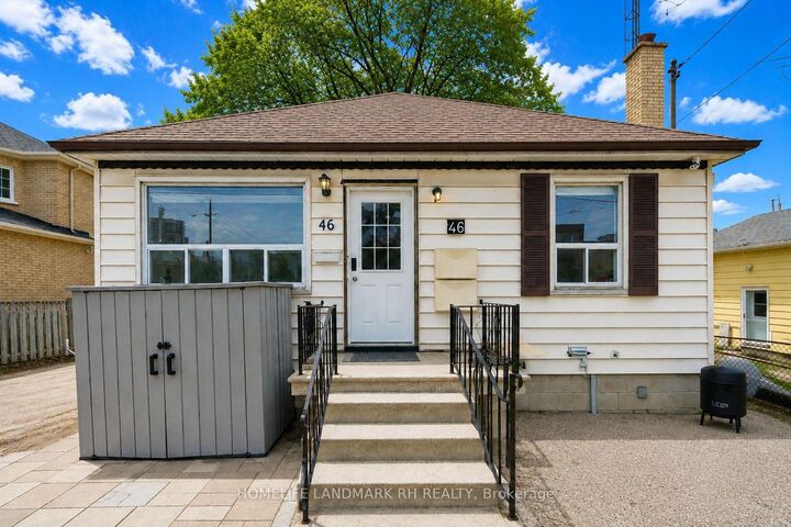 Property Photo:  46 Glen Cameron Road A  ON L3T 1P6 