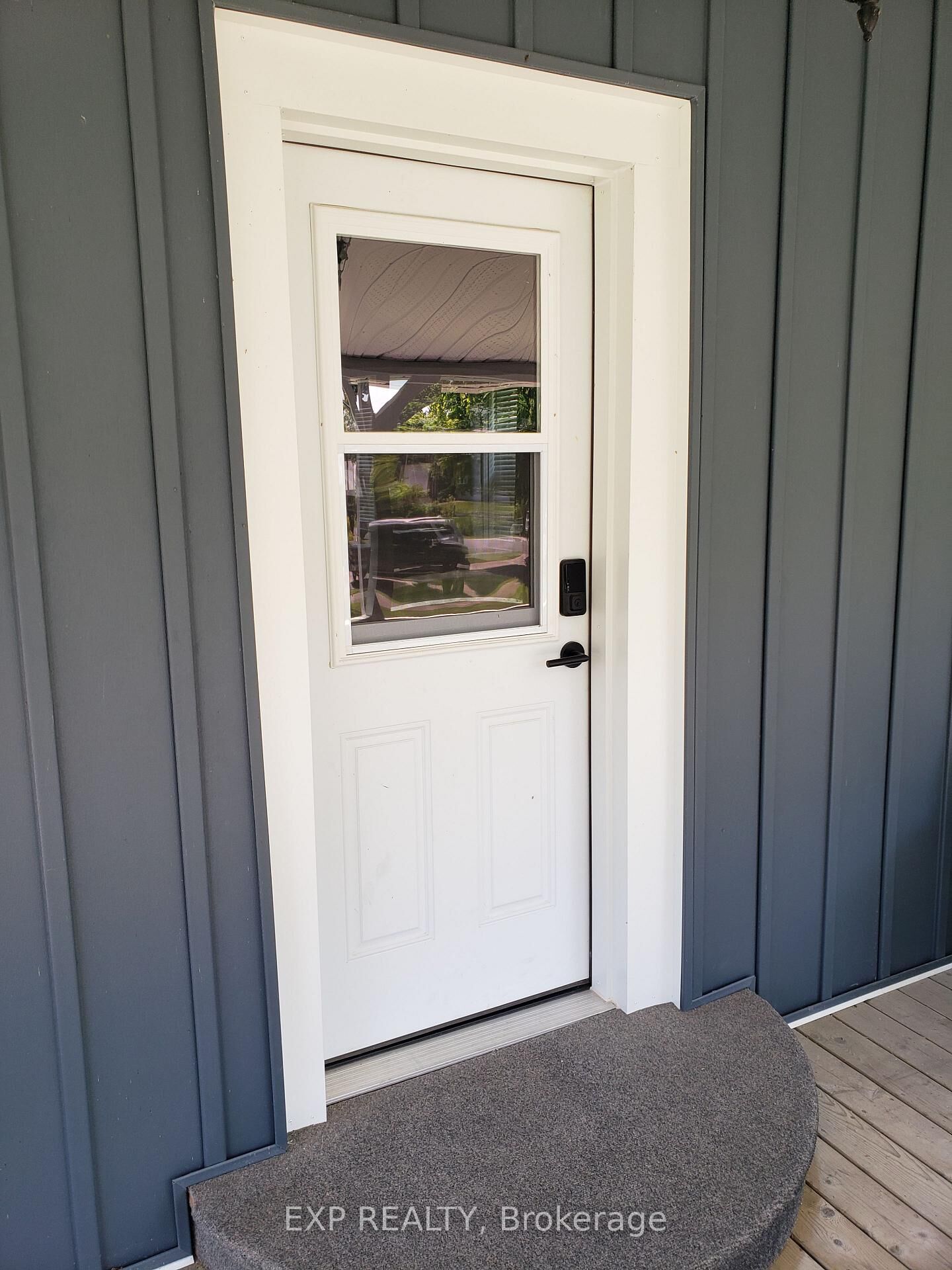Property Photo:  234 Cornell Drive  ON N5L 1A5 