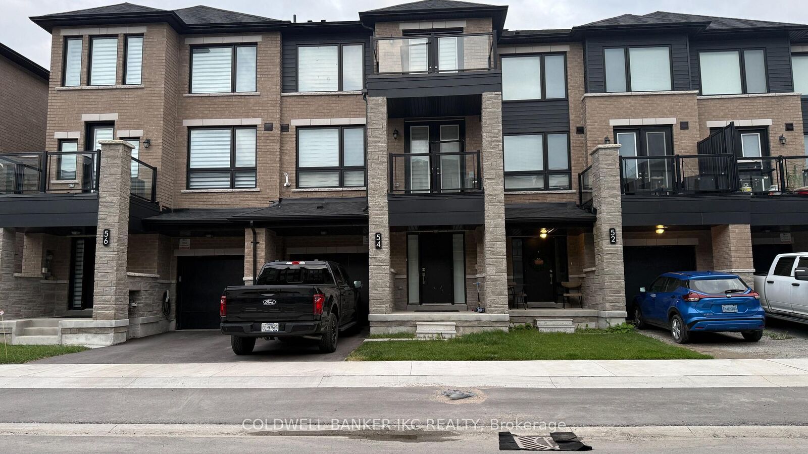 Property Photo:  54 Red Maple Lane  ON L9N 0N7 