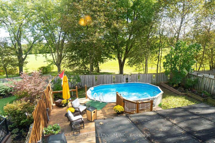 Property Photo:  3537 Autumnleaf Crescent  ON L5L 1K6 