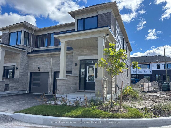 Property Photo:  26 Ingle Way  ON K9V 0T5 