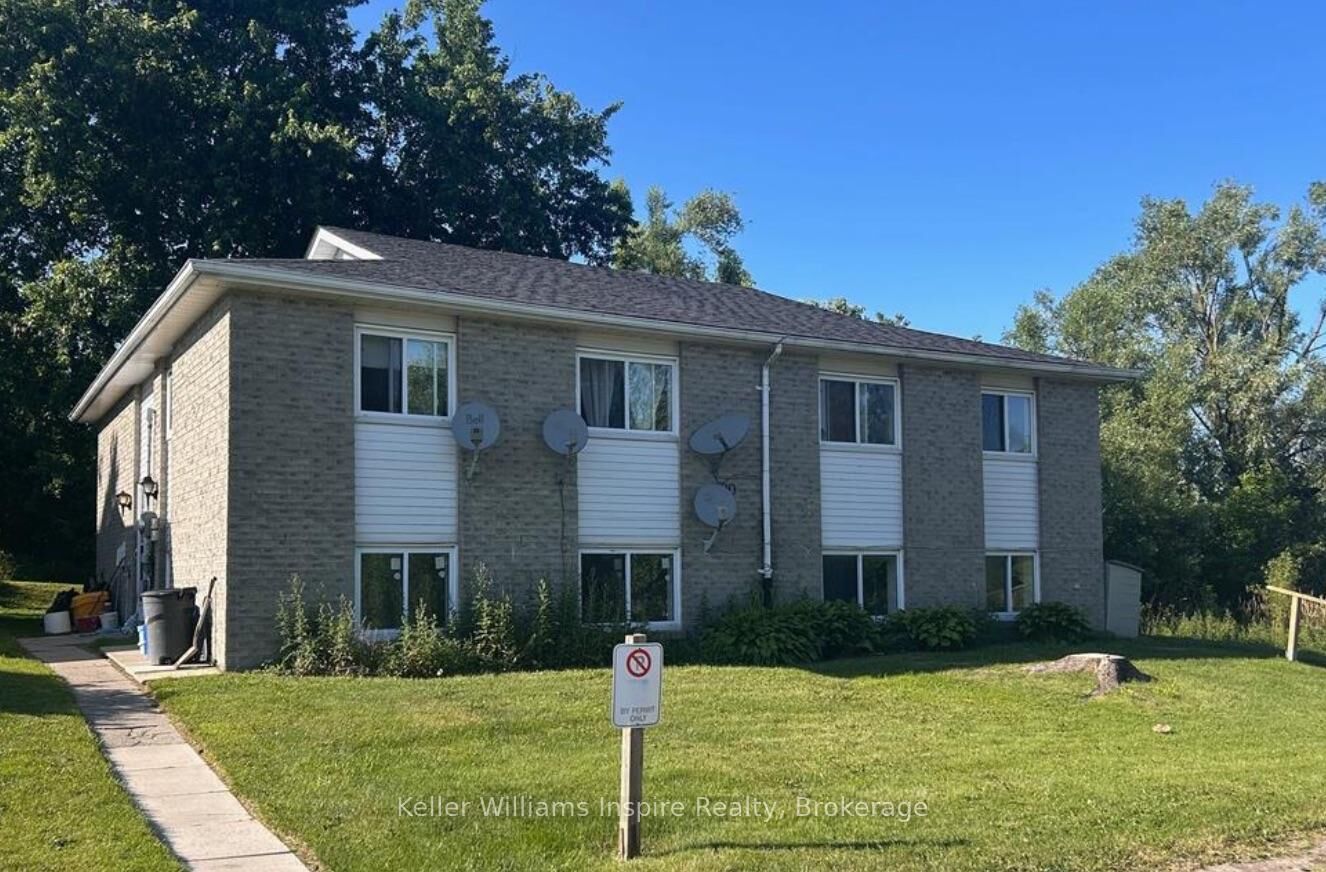 Property Photo:  520 Andrew Street 4  ON L0N 1S4 
