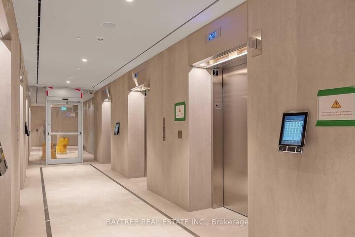 Property Photo:  55 Cooper Street 1715  ON M5E 0G1 