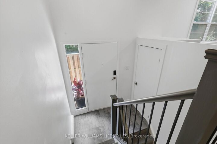 Property Photo: 105 Andover Drive 36 ON N6J 4B1