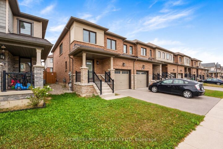 Property Photo:  15 Bradshaw Drive  ON L8J 0K7 