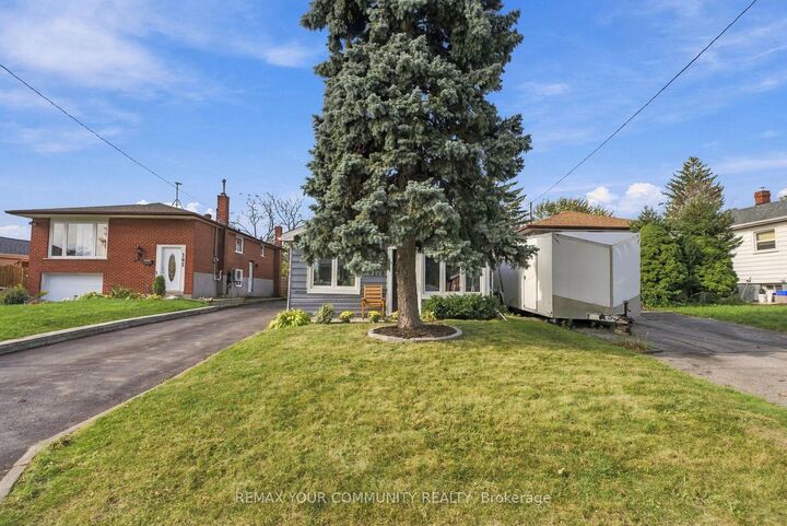 Property Photo:  178 Windsor Street  ON L1H 6G3 