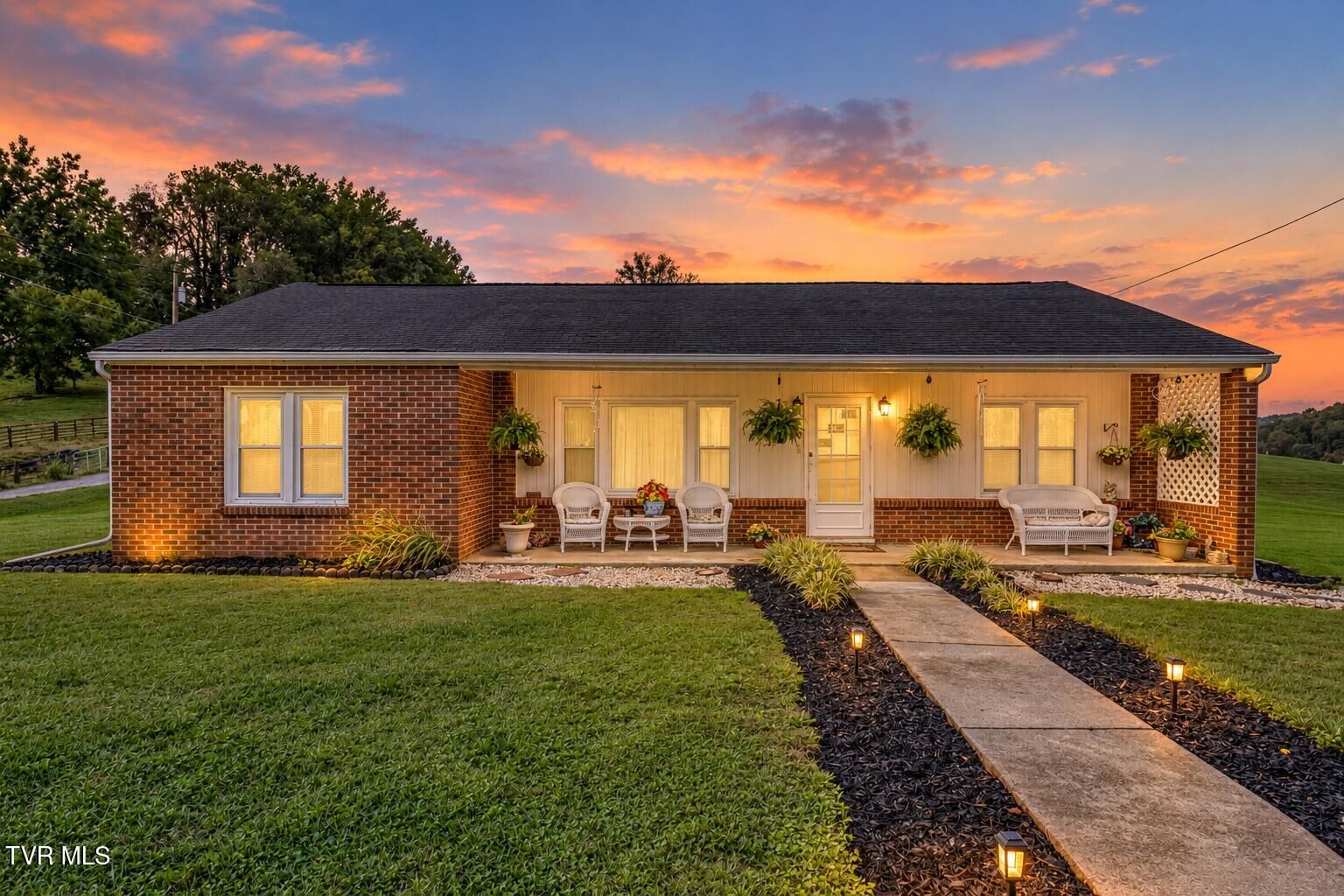 Property Photo:  19110 County Park Road  VA 24211 