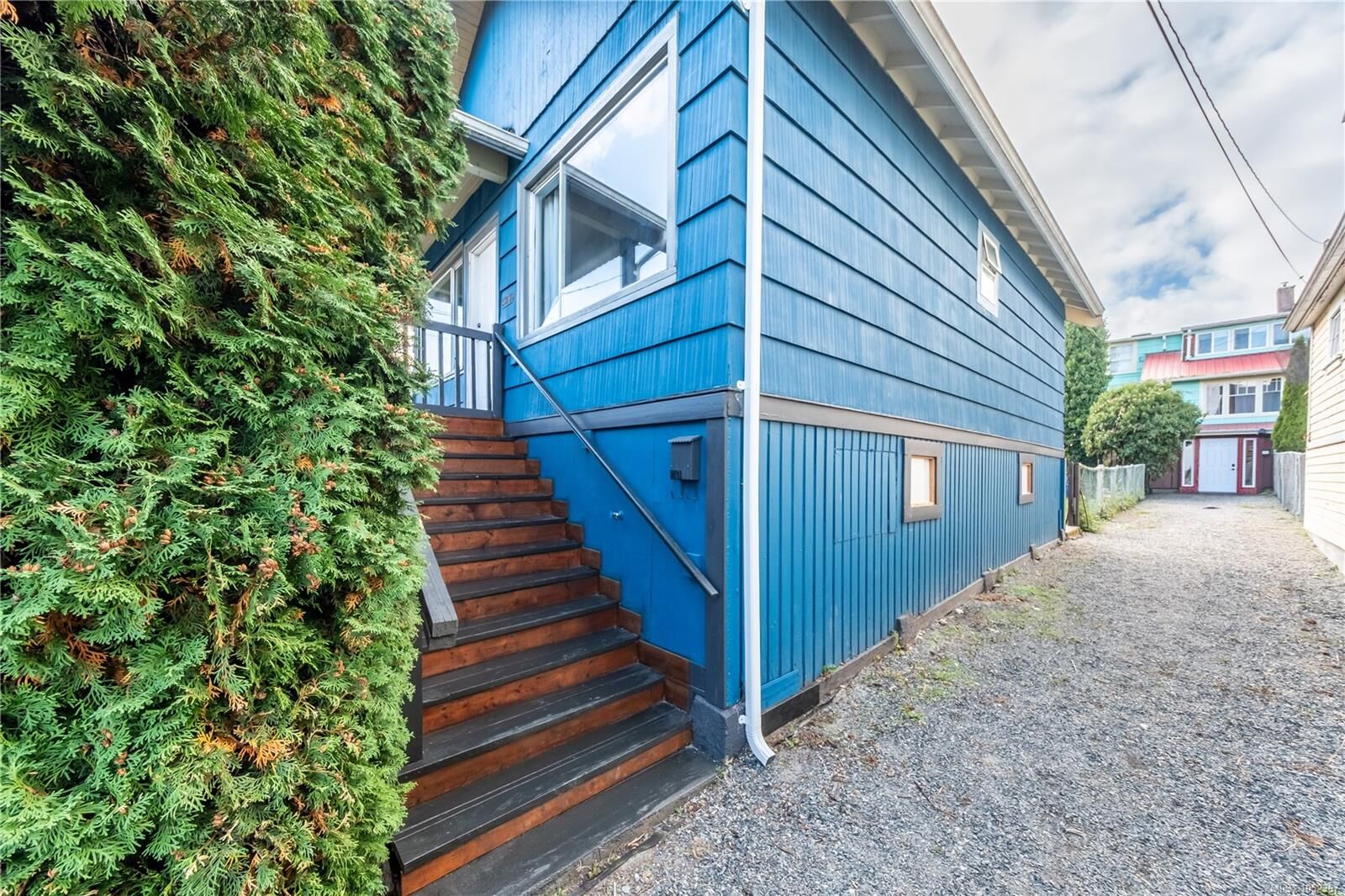 Property Photo:  40 Irwin St  BC V9R 4X1 