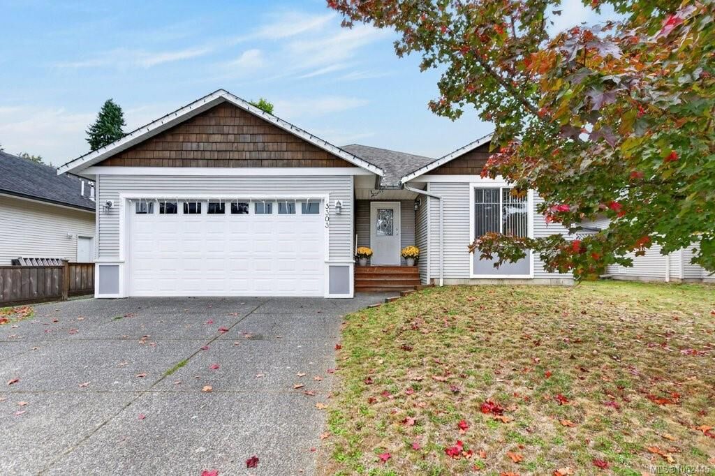 Property Photo:  3303 Eighth St  BC V0R 1S0 