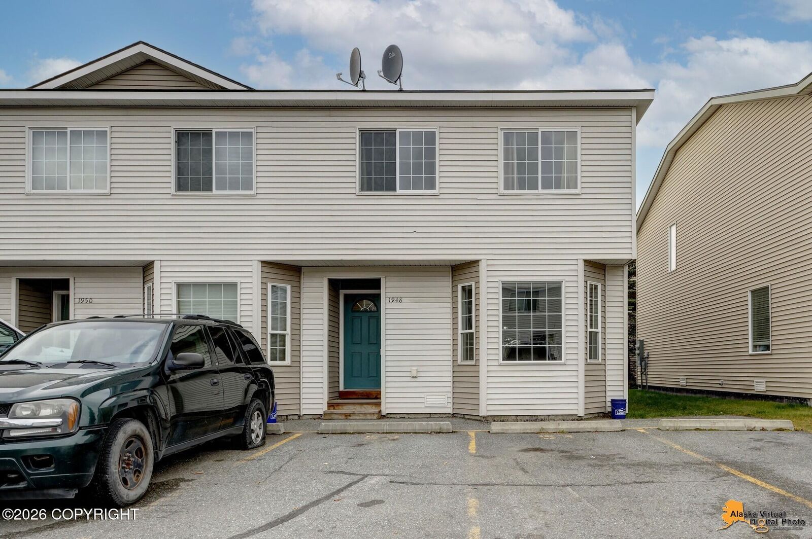 Property Photo:  1948 Bragaw Square Place #53  AK 99508 