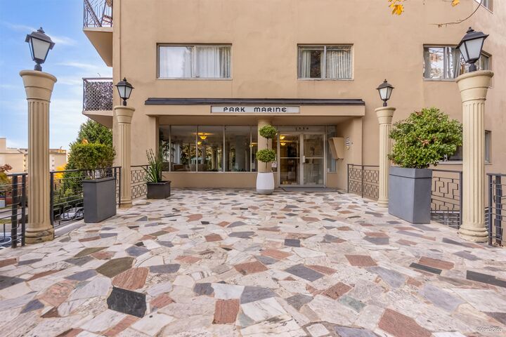 Property Photo:  1930 Marine Drive 804  BC V7V 1J8 