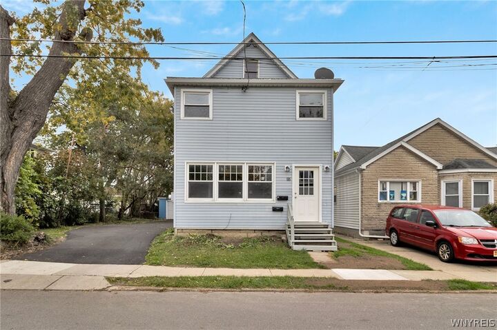 Property Photo:  22 Gilbert Avenue  NY 14219 