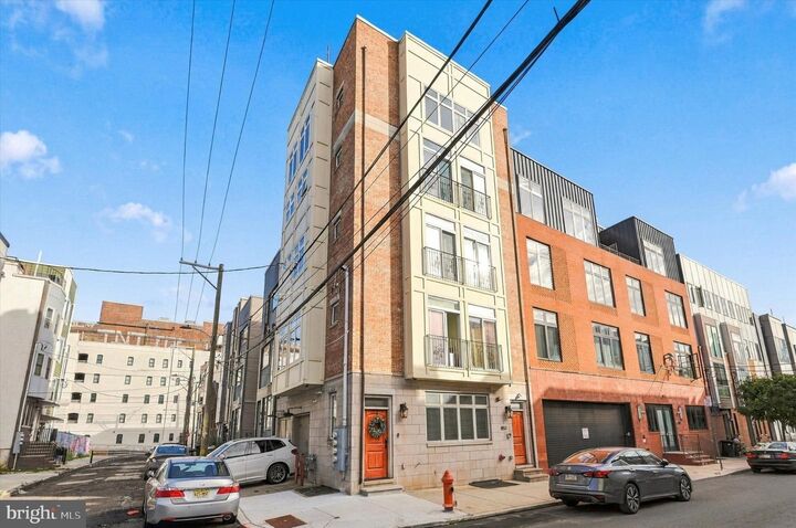 Property Photo:  853 N 15th Street 1  PA 19130 