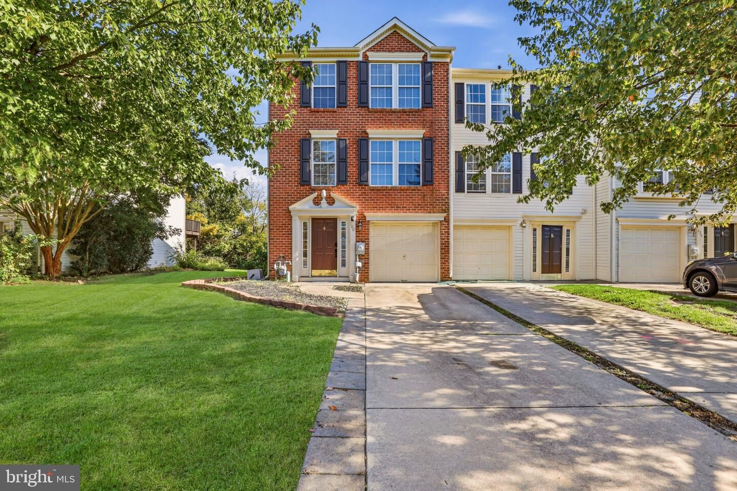 Property Photo:  180 Liberty Way  NJ 08096 