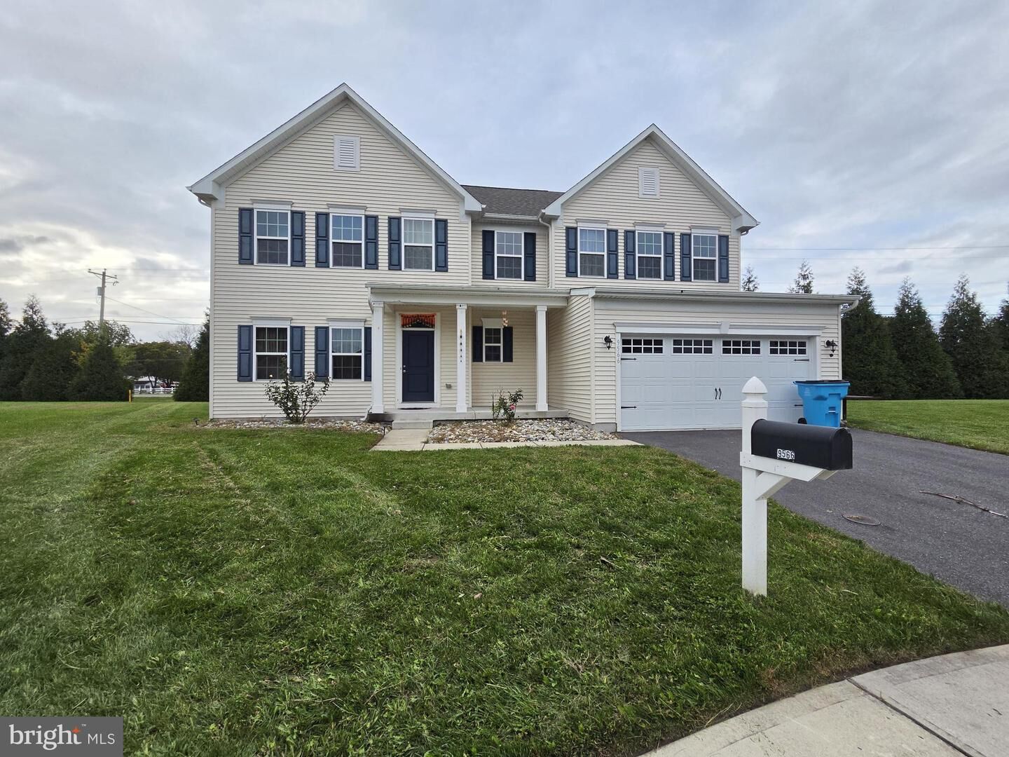 Property Photo:  9566 Mourning Dove Way  MD 21875 