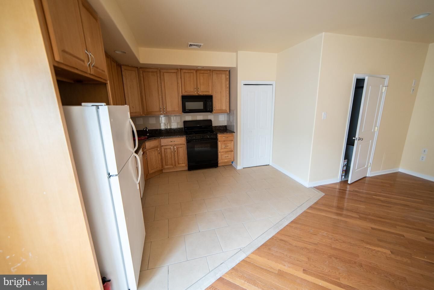 Property Photo: 1505 S Beulah Street 2 PA 19147