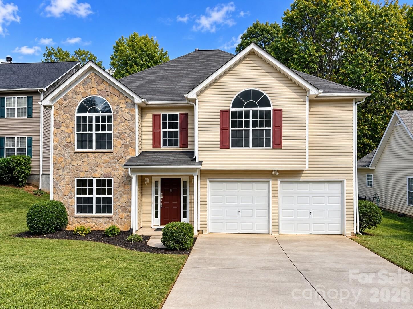 Property Photo:  5124 Eagle Creek Drive  NC 28269 