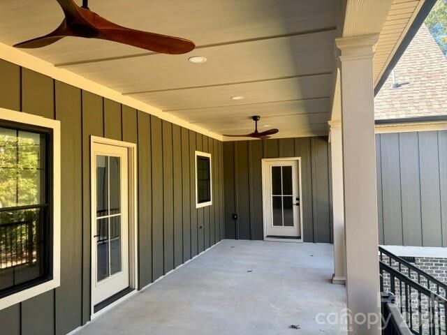 Property Photo: 1041 Westward Drive NC 28630