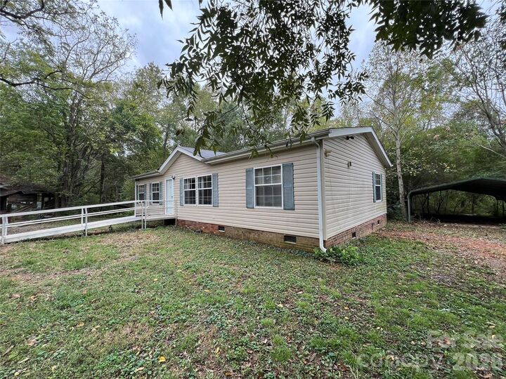 Property Photo: 25838 Lingerfelt Road NC 28001