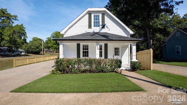 Property Photo: 604 Oak Street NC 28115