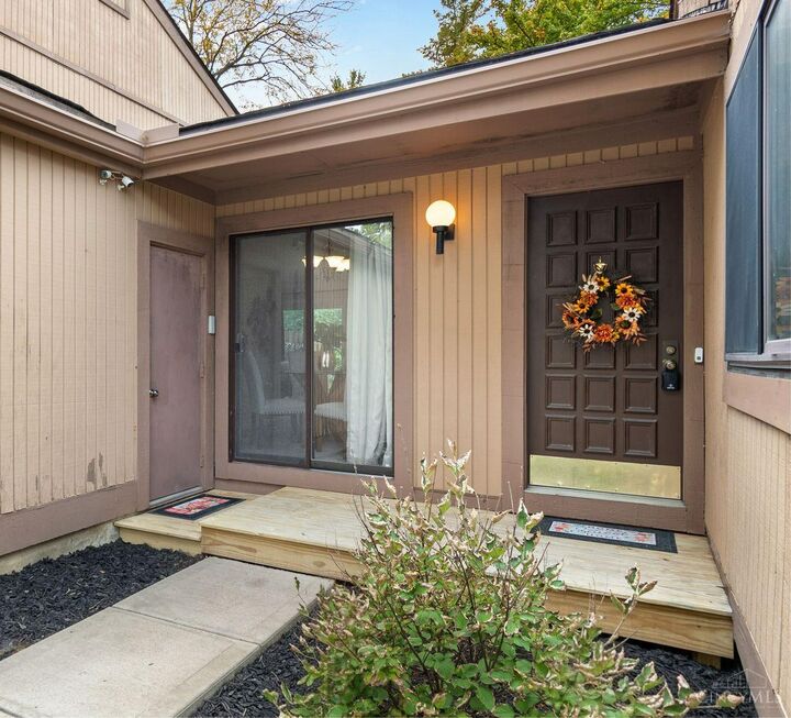 Property Photo:  337 Walnut Lane  OH 45040 