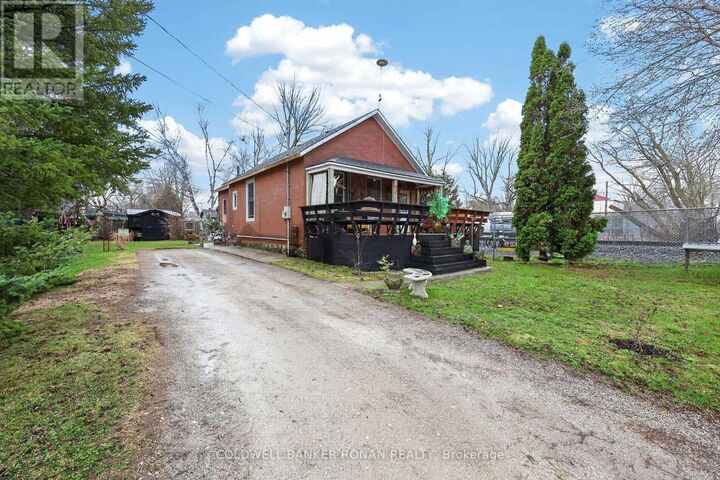 Property Photo:  87 Wellington Street East  ON L9R 1G7 