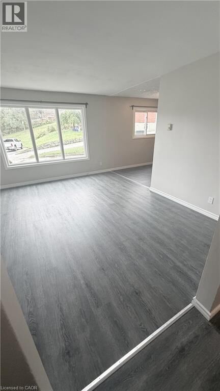 Property Photo: 69 Tannery Street West 3 ON N3C 1H2