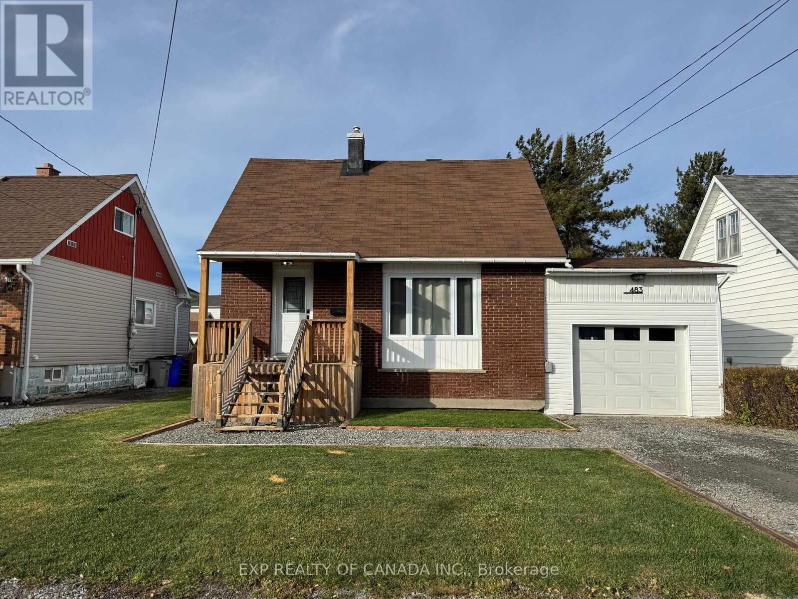 Property Photo:  483 Elm Street South  ON P4N 1X8 