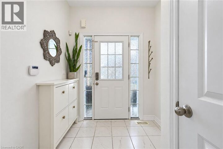 Property Photo:  60 Starling Drive  ON L9A 0C5 