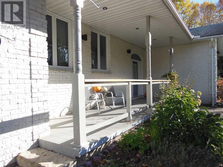 Property Photo:  220 Case Rd  ON P6A 6J8 