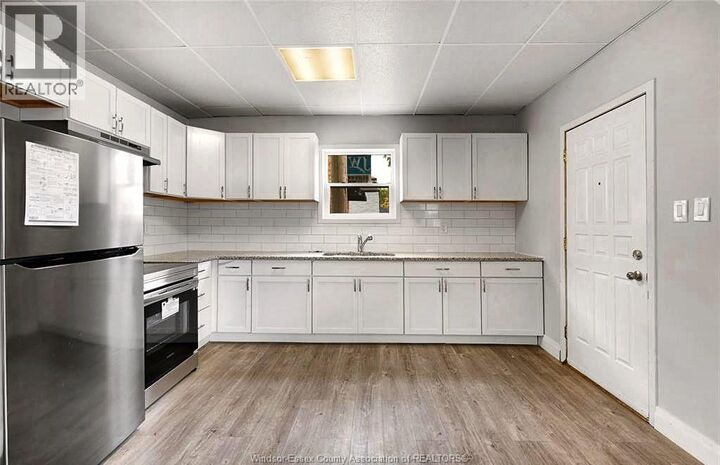 Property Photo:  736 University East 1  ON N9A 2Z7 