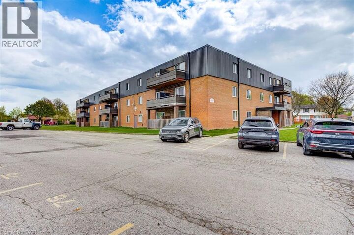 Property Photo:  390 Admiral Drive 306  ON N5V 3C2 