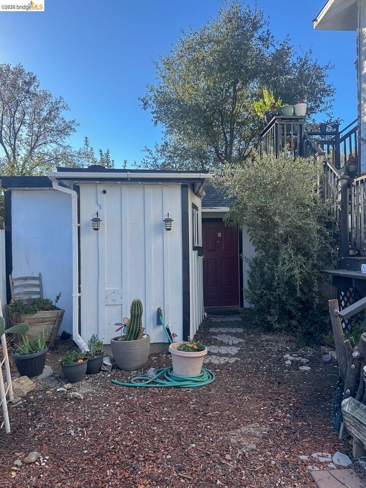 Property Photo:  18120 4th Avenue  CA 95327 