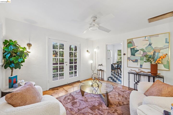 Property Photo:  273 Beauforest Dr  CA 94611 