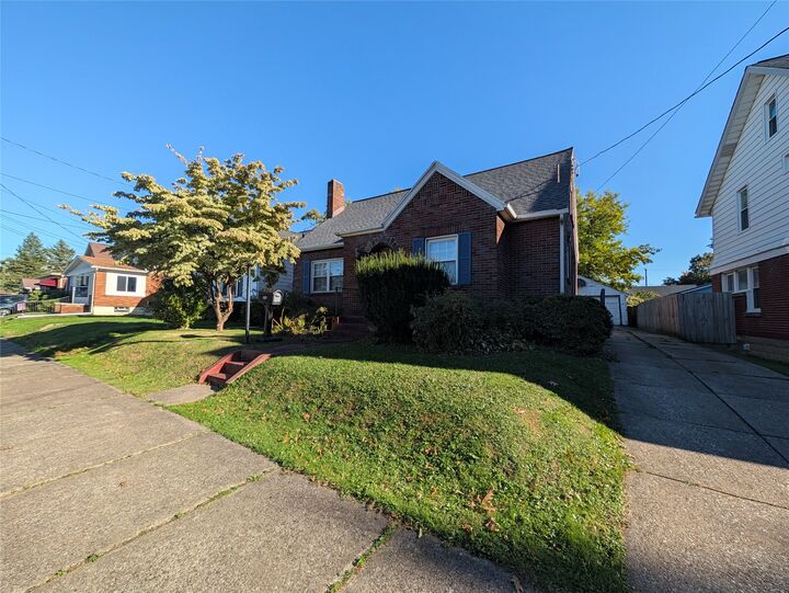 Property Photo: 927 E 31st Street PA 16504