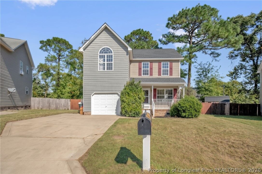 Property Photo:  1631 Silver Ridge Court  NC 28304 