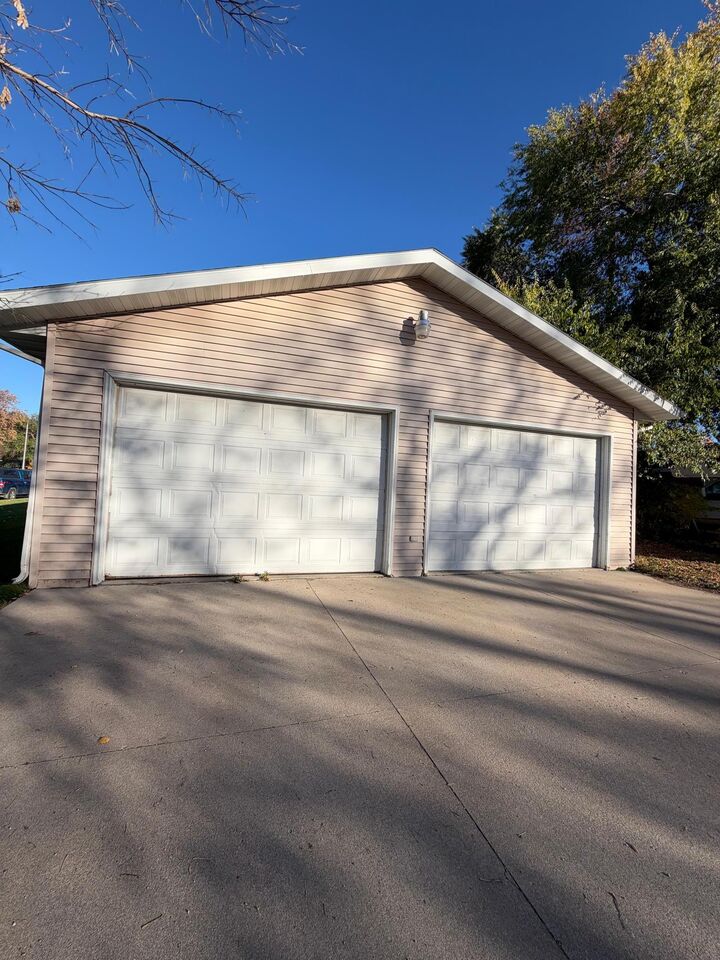 Property Photo:  525 State Avenue N  MN 56701 