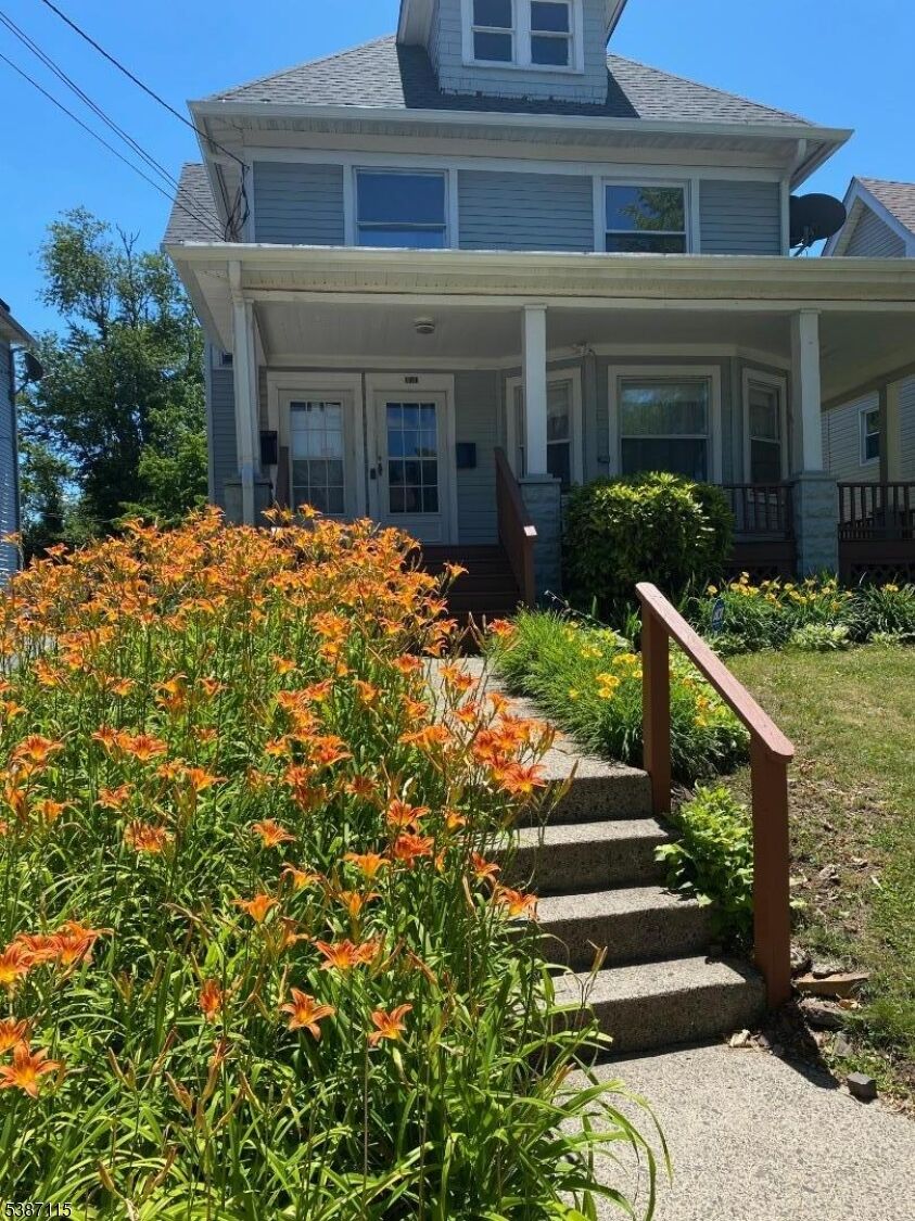 Property Photo:  510 E 7th Street 2  NJ 07060 