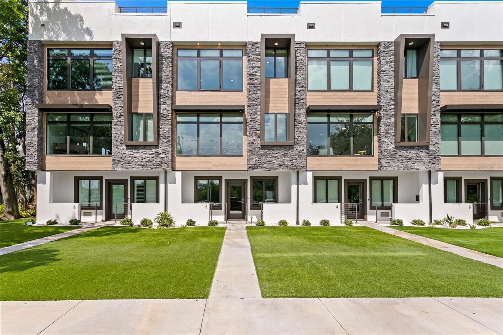 Property Photo:  90 Columbia Drive 5  FL 33606 