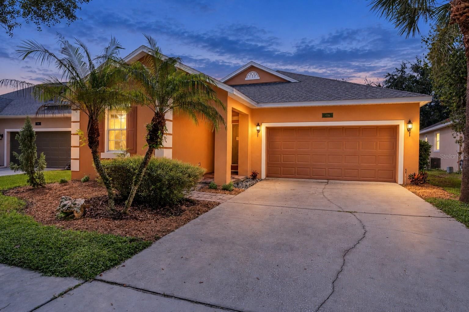 Property Photo:  4936 Wise Bird Drive  FL 34786 