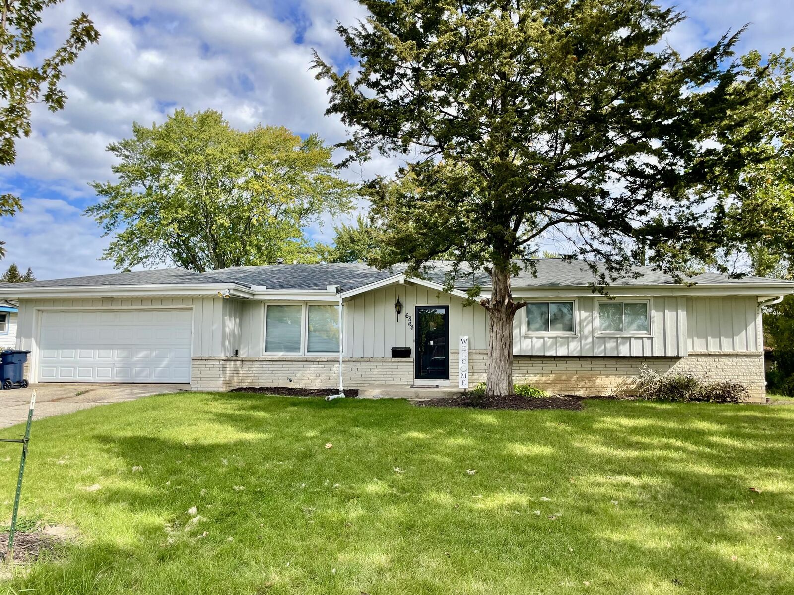 Property Photo:  6864 N 85th St  WI 53224 