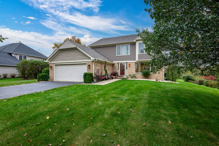 Property Photo:  5485 Fox Path Lane  IL 60192 