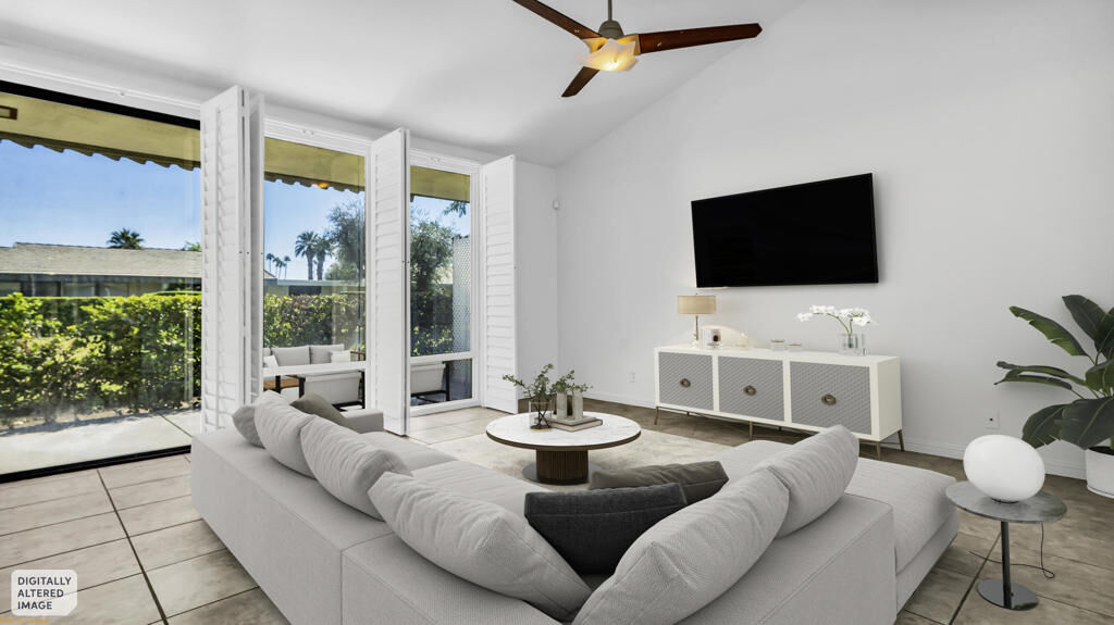 Property Photo: 1000 Saint Thomas Circle CA 92264