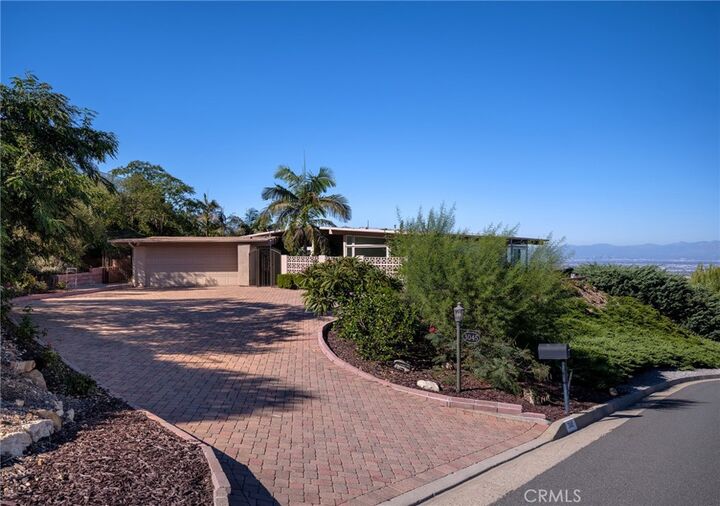 Property Photo: 3045 Crownview CA 90275